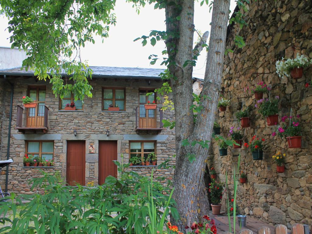 Casa Rural El Trubio Vigo de Sanabria 外观 照片